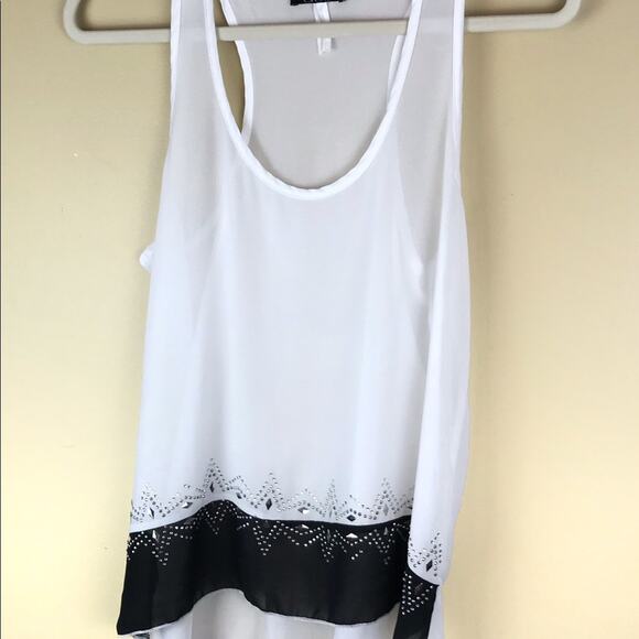 DEB Tank Top Sz looks like a small - Picture 2 of 4